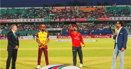 টস জিতে ব্যাটিংয়ে বাংলাদেশ

