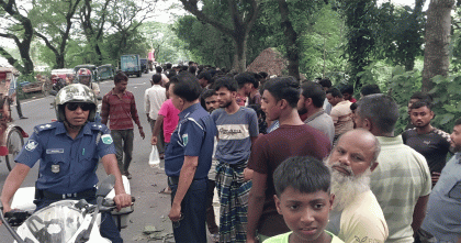 সিরাজগঞ্জ শাহজাদপুরে মোটরসাইকেল রেসে দুর্ঘটনা, প্রাণ গেল এক তরুণের