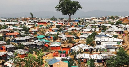 মুহুর্মুহু গুলির শব্দে কেঁপে উঠল রোহিঙ্গা ক্যাম্প