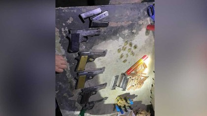 চট্টগ্রামে পুলিশের অভিযানে অস্ত্রসহ আটক তিন