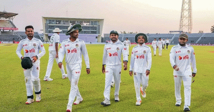 প্রথম দিনে বাংলাদেশের ঝুলিতে ৮ উইকেট, আয়ারল্যান্ডের ২৭০ রান