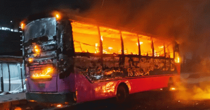 গাজীপুরে এক রাতে তিন বাসে আগুন