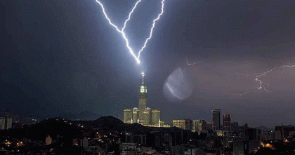 সৌদি আরবে হঠাৎ ভারী বৃষ্টি, মক্কায় রেড অ্যালার্ট জারি