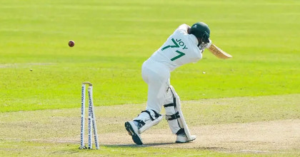 ডাবল সেঞ্চুরি হলো না জয়ের