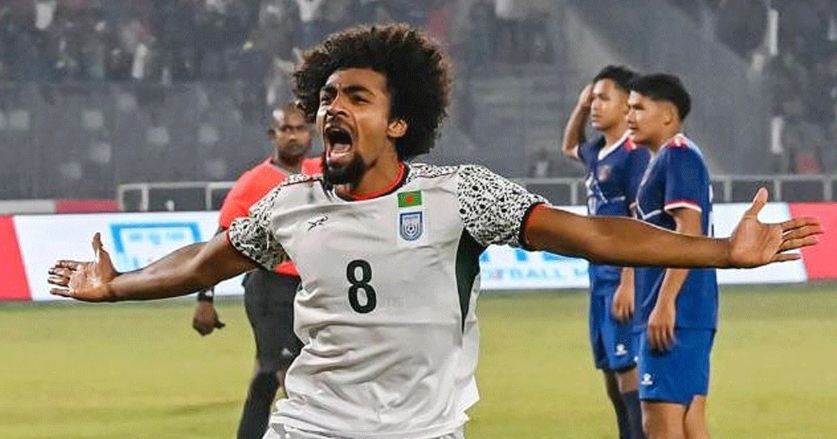 হতাশার রাতে সবাইকে একসাথে থাকার বার্তা হামজার