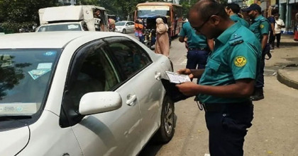 ট্রাফিক আইন লঙ্ঘনে ডিএমপির ২১৭৬ মামলা