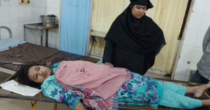 র‌্যাবের অভিযান টের পেয়ে সন্ত্রাসী জাহিদের গুলি, রান্নাঘরে থাকা নারী গুলিবিদ্ধ

