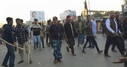 টাঙ্গাইলে মনোনয়ন দ্বন্দ্বে বিএনপির দুই গ্রুপের সংঘর্ষ