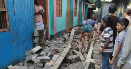 নারায়ণগঞ্জে ভূমিকম্পে দেয়াল ধসে নিহত এক