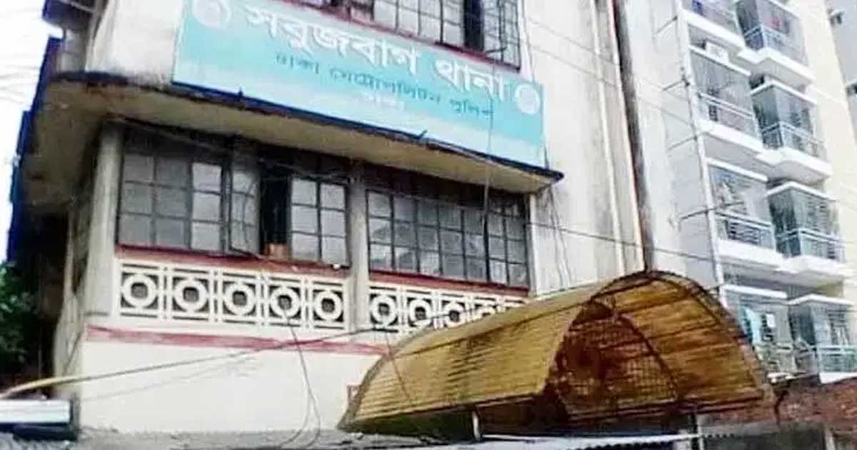 রাতে ধূমপান নিয়ে স্ত্রীর সাথে ঝগড়া, ভোরে মিললো যুবকের মরদেহ 