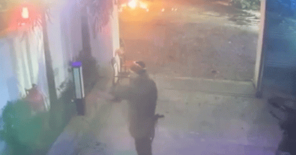 জামালপুরে কারখানায় গুলি ও পেট্রোল বোমা বিস্ফোরণ, আটক পাঁচ