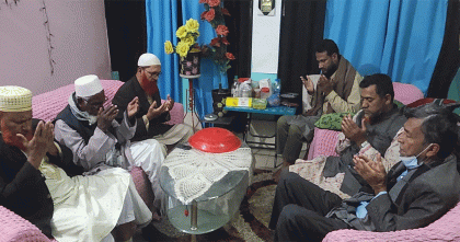 ঠাকুরগাঁও-৩ আসনে অসুস্থ বিএনপি প্রার্থীকে দেখতে যান জামায়াত প্রার্থী