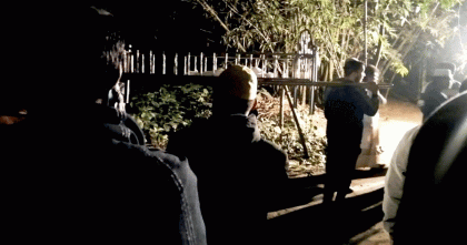 বগুড়ায় মা–দুই সন্তানের পৃথক জানাজা শেষে চিরনিদ্রায় শায়িত