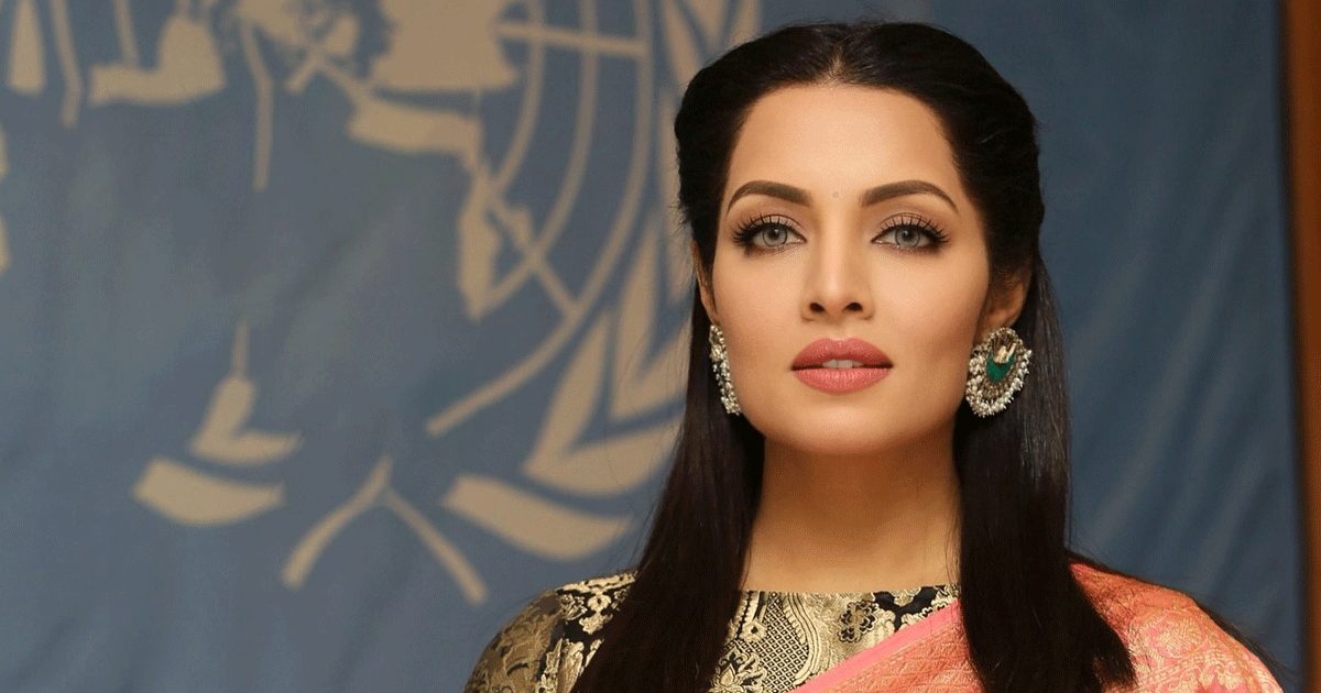 স্বামীর বিরুদ্ধে নির্যাতনের অভিযোগ সেলিনার