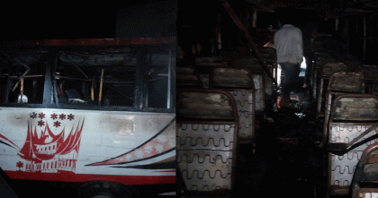 ধামরাইয়ে পার্কিং করা বাসে আগুন
