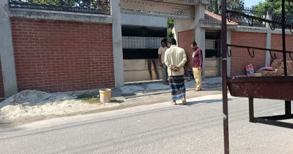 মেহেরপুরে সরকারি রাস্তা দখল, সংবাদ সংগ্রহ কালে সাংবাদিক লাঞ্ছিত 