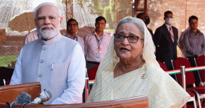 হাসিনাকে তাড়ানোর দাবিতে সোচ্চার ভারতের নেতারা