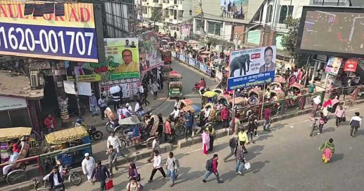 শিক্ষার্থীদের আন্দোলনে বন্ধ মিরপুর সড়ক, জনভোগান্তি চরমে