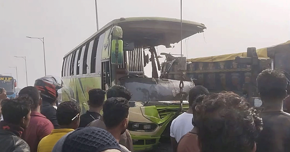 ঢাকা-ভাঙ্গা এক্সপ্রেসওয়েতে সড়ক দুর্ঘটনায় নিহত তিন