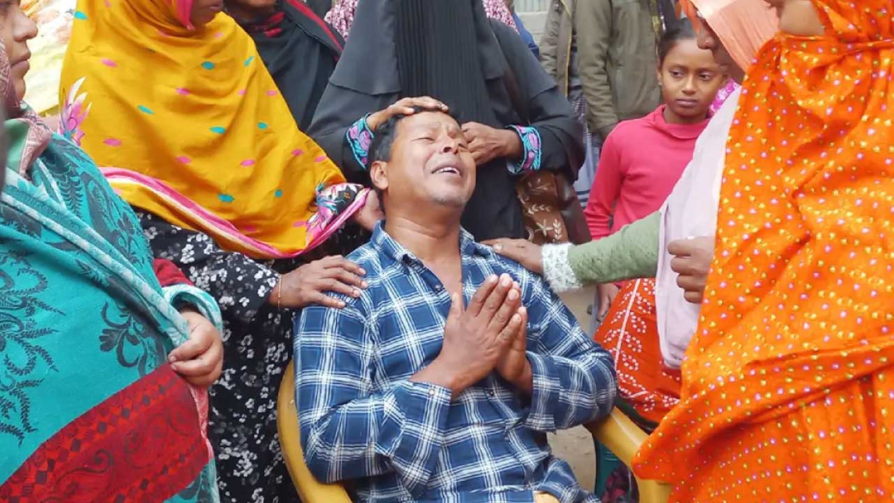 ১৭ ঘণ্টার ব্যবধানে এক পরিবারে তিন জনের মৃত্যু