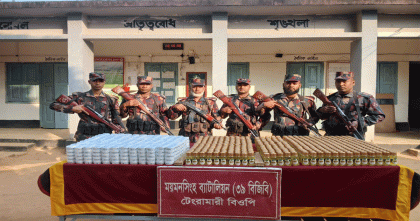 সীমান্তে বিজিবির অভিযানে কোটি টাকার ভারতীয় পণ্য জব্দ
