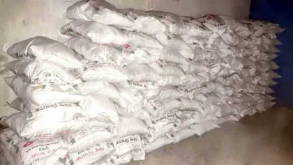 বিএনপি নেতার গুদামে মিললো ১৪৯ বস্তা সার