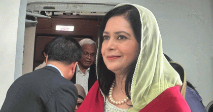 ঢাকায় পৌঁছেছেন জোবাইদা রহমান