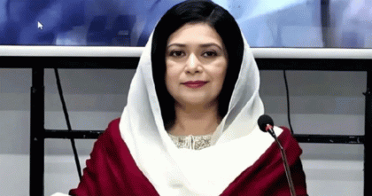 ধানমন্ডিতে বাবার বাসা মাহবুব ভবনে গেলেন জুবাইদা রহমান