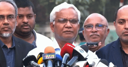 শারীরিক অবস্থা বিবেচনায় খালেদা জিয়াকে বিদেশে নিতে দেরি হচ্ছে: ডা. জাহিদ