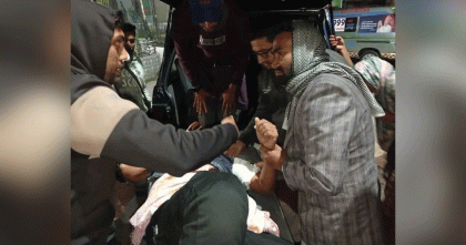 গাইবান্ধায় নিষিদ্ধ সংগঠন 'ছাত্রলীগ' কর্মীর ধারালো অস্ত্রের আঘাতে জামায়াত নেতা আহত