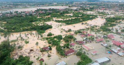 ইন্দোনেশিয়ায় বন্যা ও ভূমিধসে মৃতের সংখ্যা ৯০০ ছাড়িয়েছে