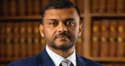 আইনজীবী শিশির মনিরের বিরুদ্ধে মামলা, তদন্তে ডিবি