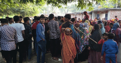 মেহেরপুরে পৃথক সড়ক দুর্ঘটনাইয় শিক্ষার্থী নিহত, নারীসহ আহত সাত।