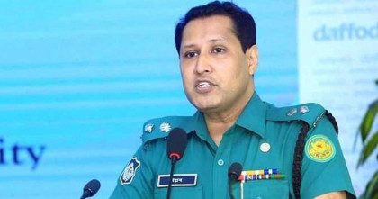 পুলিশের সাবেক যুগ্ম-কমিশনার বিপ্লব কুমারসহ চার জনের দেশত্যাগে নিষেধাজ্ঞা