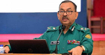 হাদিকে গুলি করা সন্ত্রাসীদের ধরতে সাঁড়াশি অভিযান শুরু: ডিএমপি কমিশনার