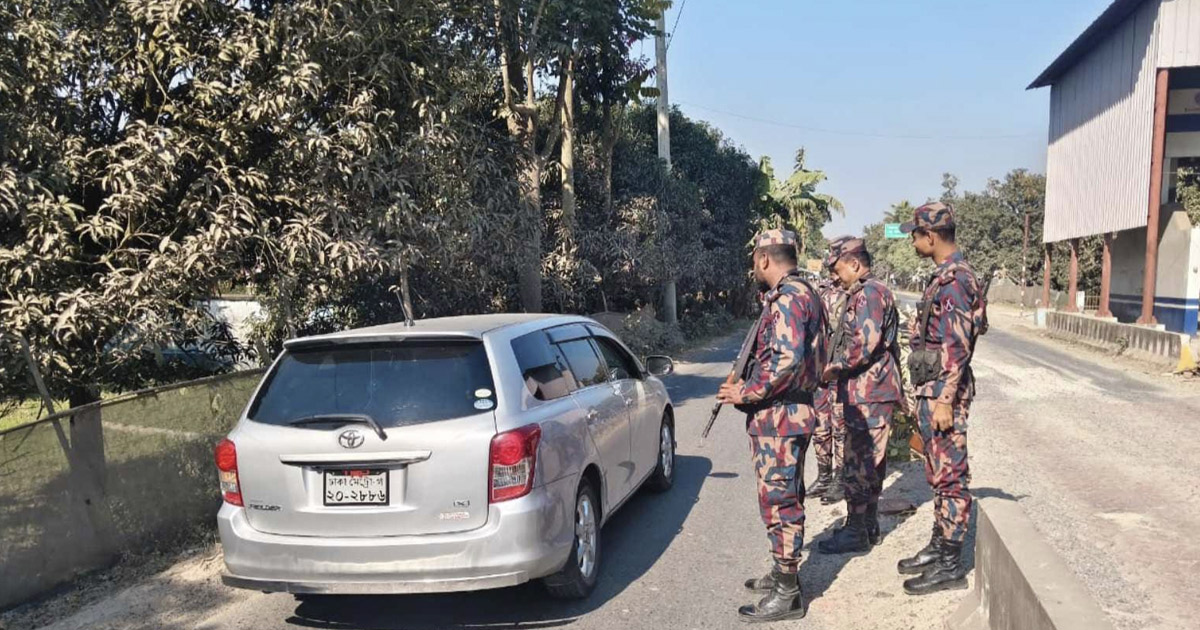 ওসমান হাদীর ওপর গুলির ঘটনায় শিবগঞ্জ-ভোলাহাট সীমান্তে বিজিবির নিরাপত্তা জোরদার