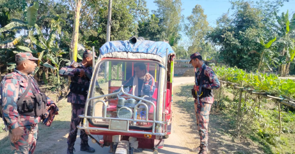 লালমনিরহাট সীমান্তে গুরুত্বপূর্ণ পয়েন্টে বিজিবির চেকপোস্ট