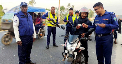 বগুড়ায় অস্ত্রধারী সন্ত্রাসী অভিযানে মহাসড়কে চেকপোস্ট ও তল্লাশি জোরদার 