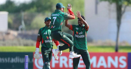 শ্রীলঙ্কাকে হারিয়ে গ্রুপ চ্যাম্পিয়ন হয়ে সেমিতে বাংলাদেশ
