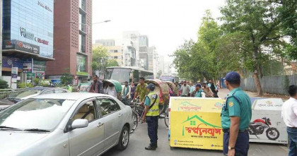 ঢাকার নিরাপত্তা নিশ্চিতে ডিএমপির চেকপোস্ট ব্যবস্থা জোরদার