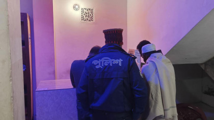 কুয়াকাটায় হোটেল থেকে নারী পর্যটকের ঝুলন্ত মরদেহ উদ্ধার