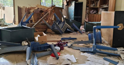 কুষ্টিয়ায় প্রথম আলোর অফিসে ভাঙচুর