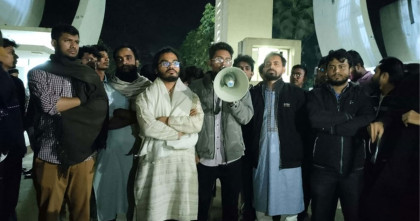 ওসমান হাদীকে হত্যার প্রতিবাদে কুবিতে বিক্ষোভ 