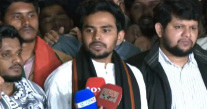 হাদির খুনিদের হস্তান্তর না হলে আন্দোলন থামবে না: আসিফ মাহমুদ