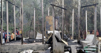 লক্ষ্মীপুরে বিএনপি নেতার বসতঘরে দুর্বৃত্তের আগুনে শিশুর মৃত্যু