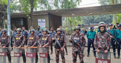 ওসমান হাদির দাফন ঘিরে বিপুলসংখ্যক পুলিশ ও বিজিবি মোতায়েন