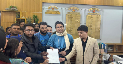 রংপুর-৪ আসনে এনসিপির আখতার হোসেনের মনোনয়নপত্র সংগ্রহ