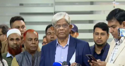 ভারতের সঙ্গে সম্পর্ক অবনতির পক্ষে নয় সরকার: অর্থ উপদেষ্টা