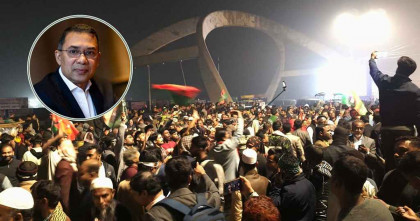 রাজকীয় সংবর্ধনার জন্য প্রস্তুত মঞ্চ, ‘লিডার আসছে’ স্লোগানে মুখর ৩০০ ফিট