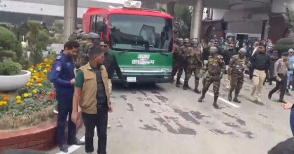 বিমানবন্দর ত্যাগ করলেন তারেক রহমান